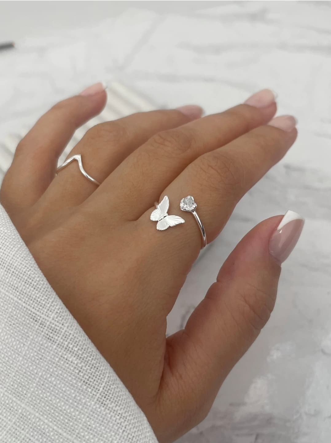Anel Ajustável Borboleta com Coração